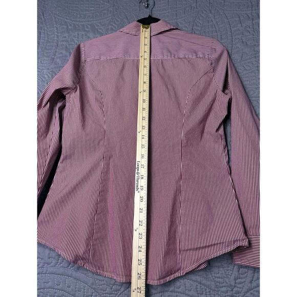 Express Women's Shirt Button Up Red White Striped V-Neck Stretch Classic Top M - Picture 9 of 9